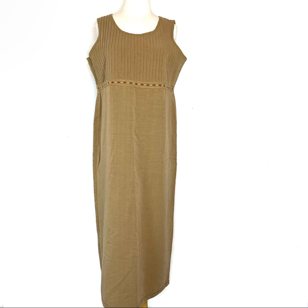 PORTRAITS by Northern Isles Sleeveless Maxi dress